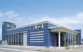 エヌワン西新発田店の外観