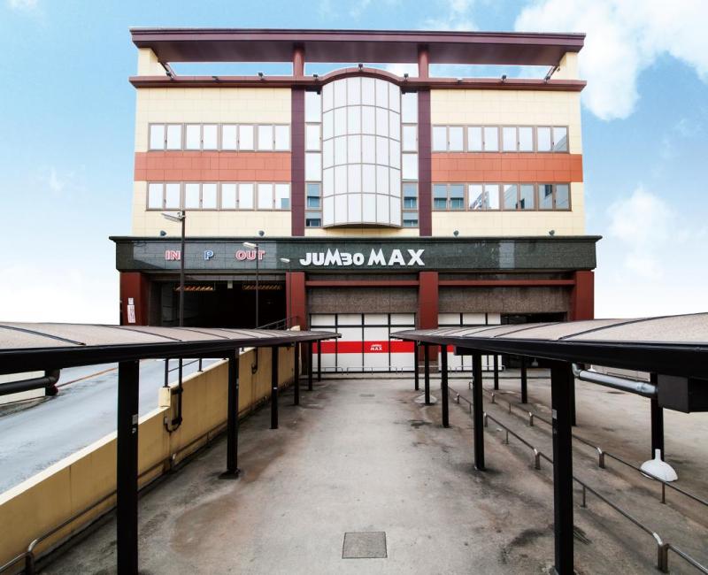 ジャンボマックス大州店の外観