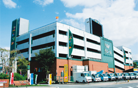 プラザ本店IIの外観